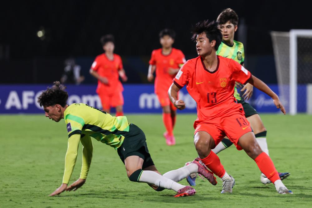 国际米兰2比0战胜帕尔马锁定意甲本赛季冠军荣耀